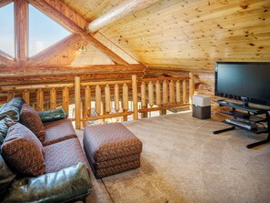 TV, fireplace, DVD player
