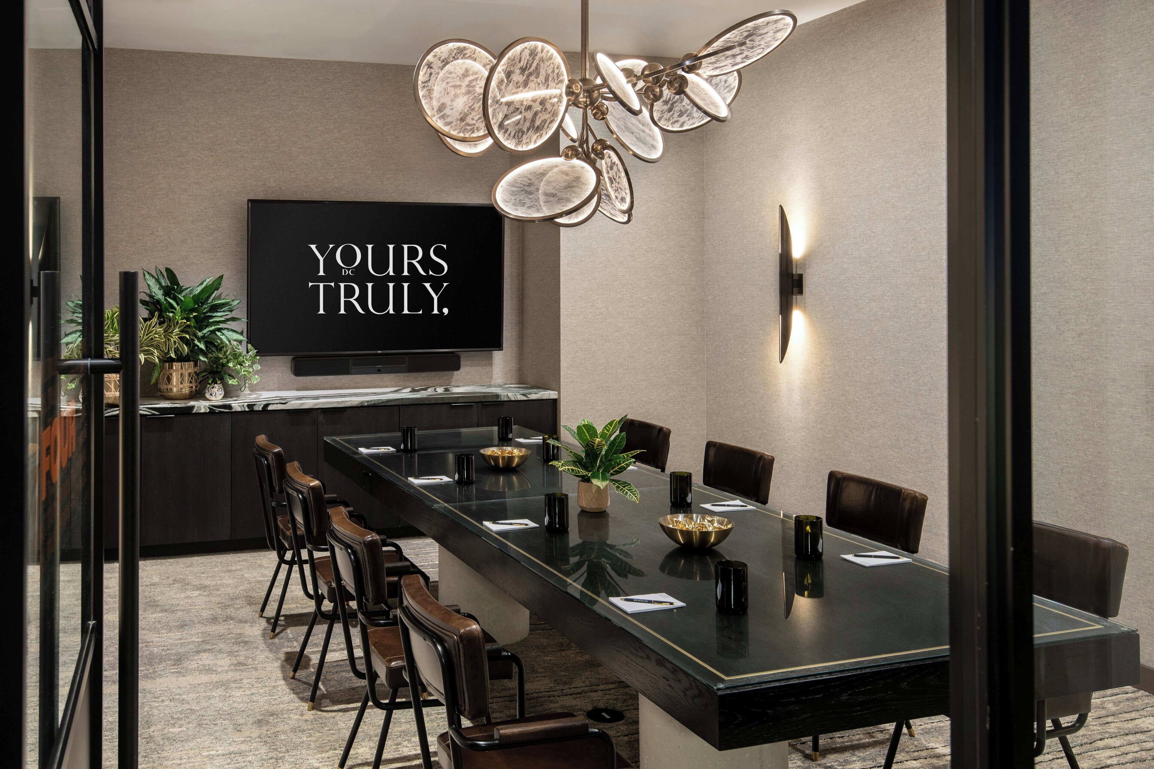 Photo - Yours Truly DC, Vignette Collection by IHG