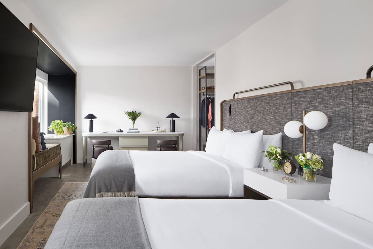 1 bedroom, premium bedding, in-room safe, desk
