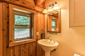 Kostenlose Toilettenartikel, Handtücher