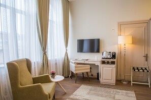 Junior suite room - Boutique 19 Hotel (Baku)