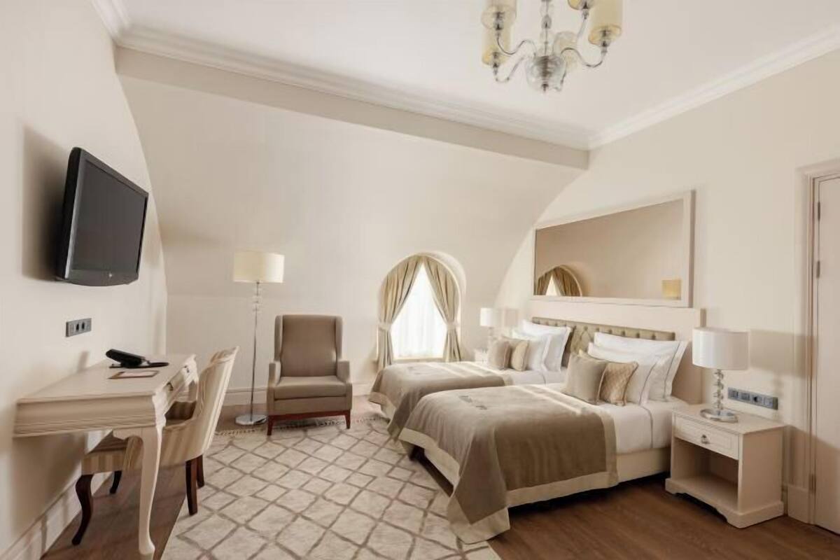 Premium bedding, pillowtop beds, minibar, in-room safe