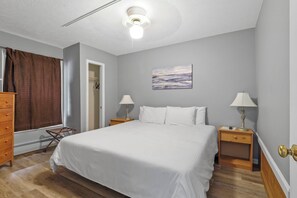 1 sovrum, strykjärn/strykbräda, gratis wi-fi och sängkläder