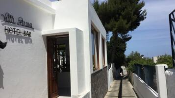 Entrada de la propiedad