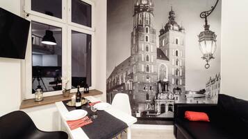 Apartamento (L17) | Área de estar | TV de tela plana