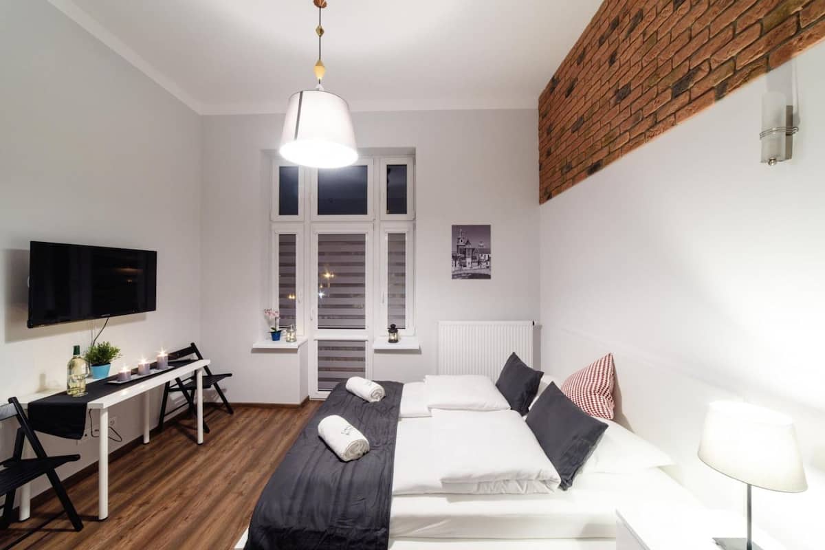 Apartamento (L11) | Escrivaninha, ferros/tábuas de passar roupa, Wi-Fi de cortesia