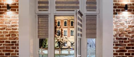 Apartment (L05) | Balcony