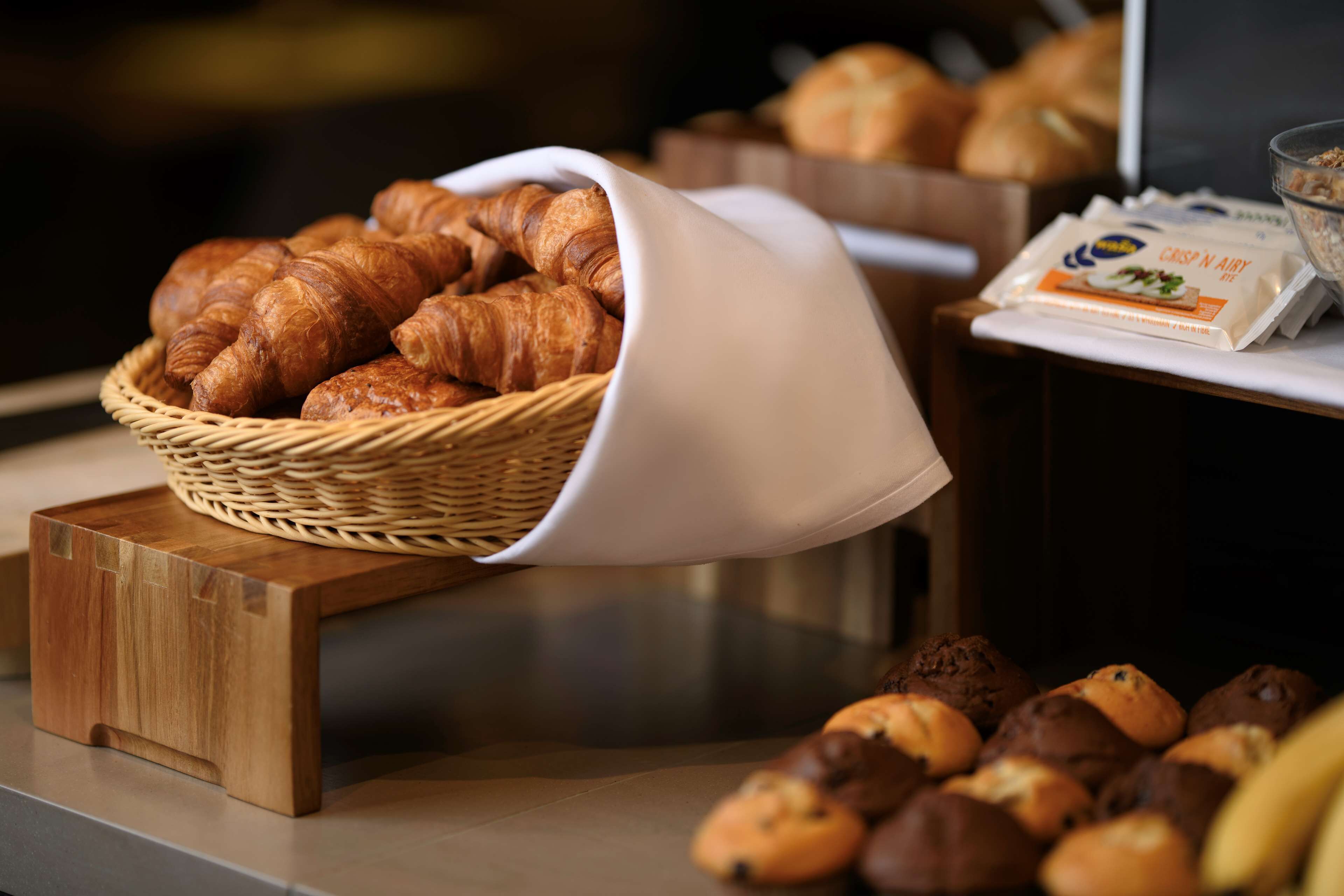 daily continental breakfast (eur 14 per person)