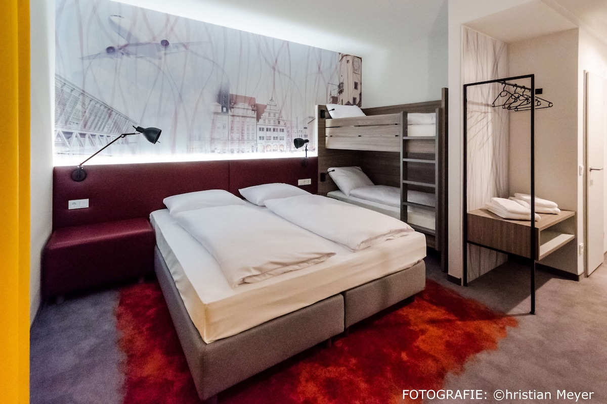Standard Room, Multiple Beds | Blackout curtains, soundproofing, free WiFi, bed sheets