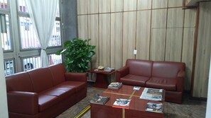 Lobby sitting area - Hotel Ipanema Inn (São Paulo)