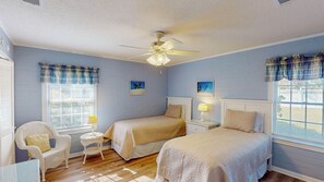 3 bedrooms, iron/ironing board, free WiFi, bed sheets