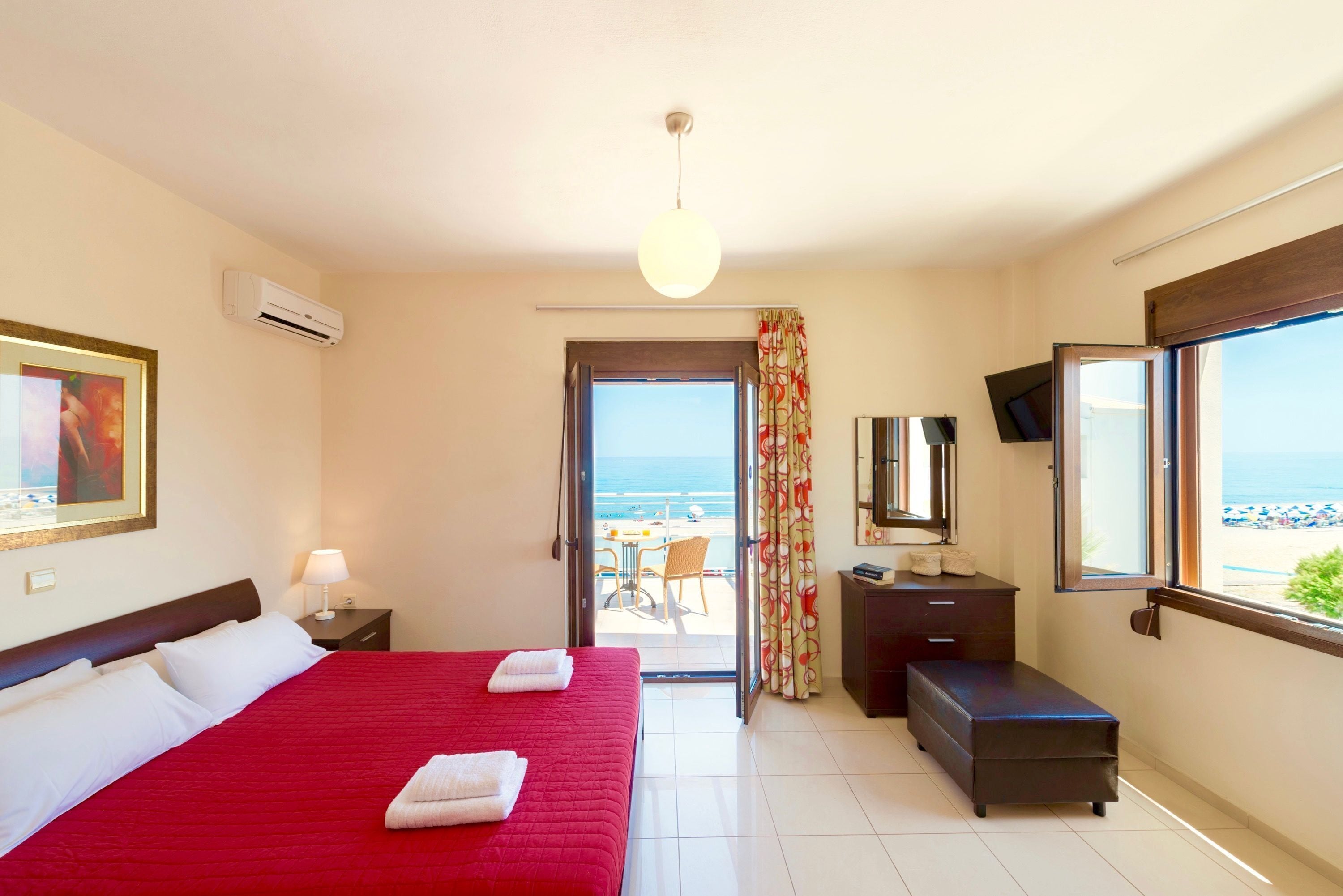 Villa, 6 Schlafzimmer, eigener Pool, Strandnähe