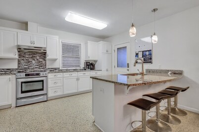 BEACHFRONT BLISS 4 bedrooms, 3 bathrooms