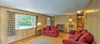 'Shakamak Getaway' - Accogliente cabina Jasonville w / Deck!