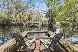 Property grounds - 49 Off Shore, Near Ocean, Pool & Hot Tub, Dog Friendly, Free Golf (Hilton Head)