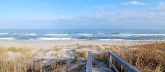 Archer– Relax and unwind at this bright and airy oceanfront townhouse
