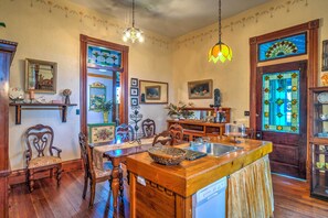 Interior - Russellville House w/ Garden - Walk to Main Street (Russellville)
