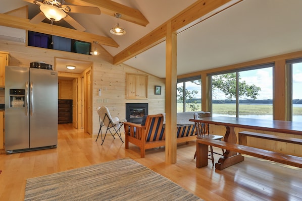 Interior - Luxe Bayfront Cabin w/ Stunning Views & Shared Dock- Ideal for Hunting & Fishing (Bowdoinham)