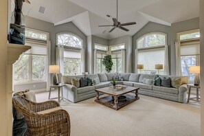 Smart TV, DVD player