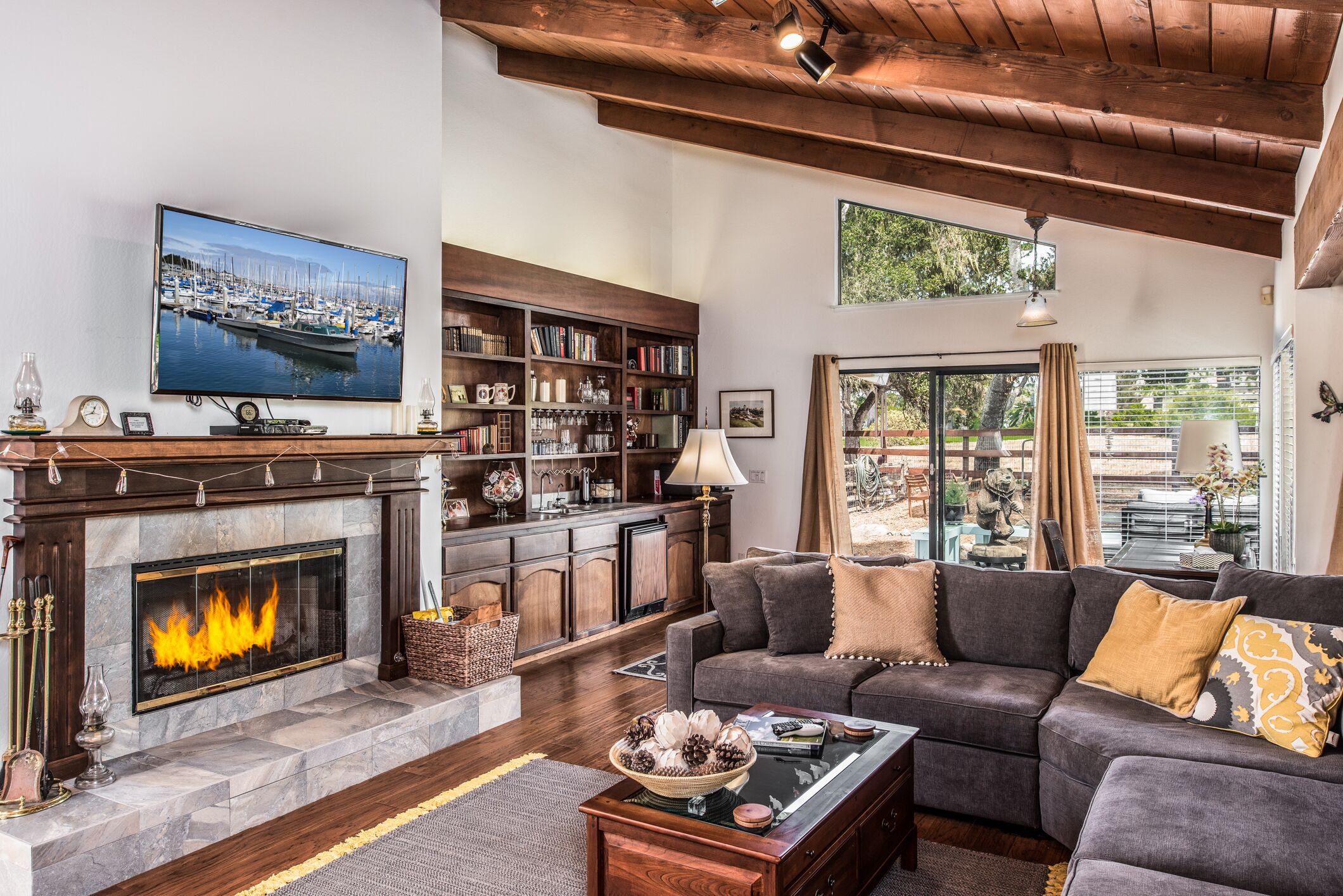 3754 Pebble Beach® Escape ~ Watch the Golfers on the Course & Walk to the Bay