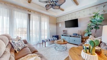 Televisión y reproductor de DVD