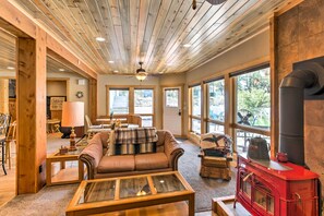 Interior - Cozy Buena Vista Apartment < 4 Mi to Main Street! (Buena Vista)