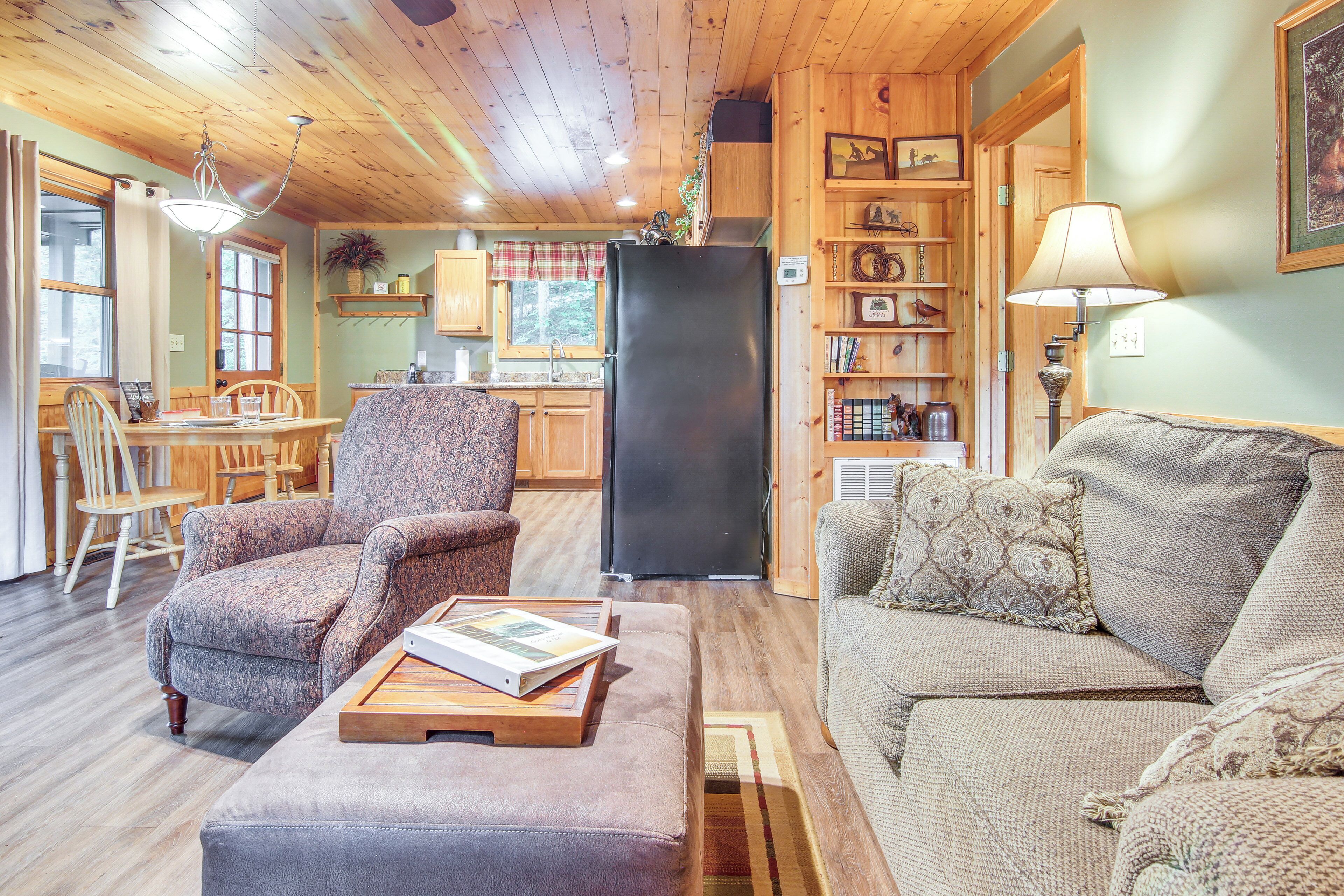 TV, fireplace, DVD player