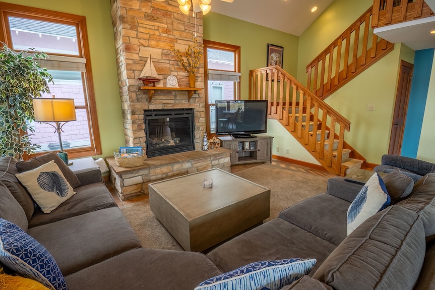 Beach Cottage On Lake Kai In Beachwalk Resort - Michigan City