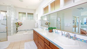 Hair dryer, towels - Hale Kilokilo By Parrish Kauai: stunning oceanfront views w/ AC throughout! amaz (Koloa)