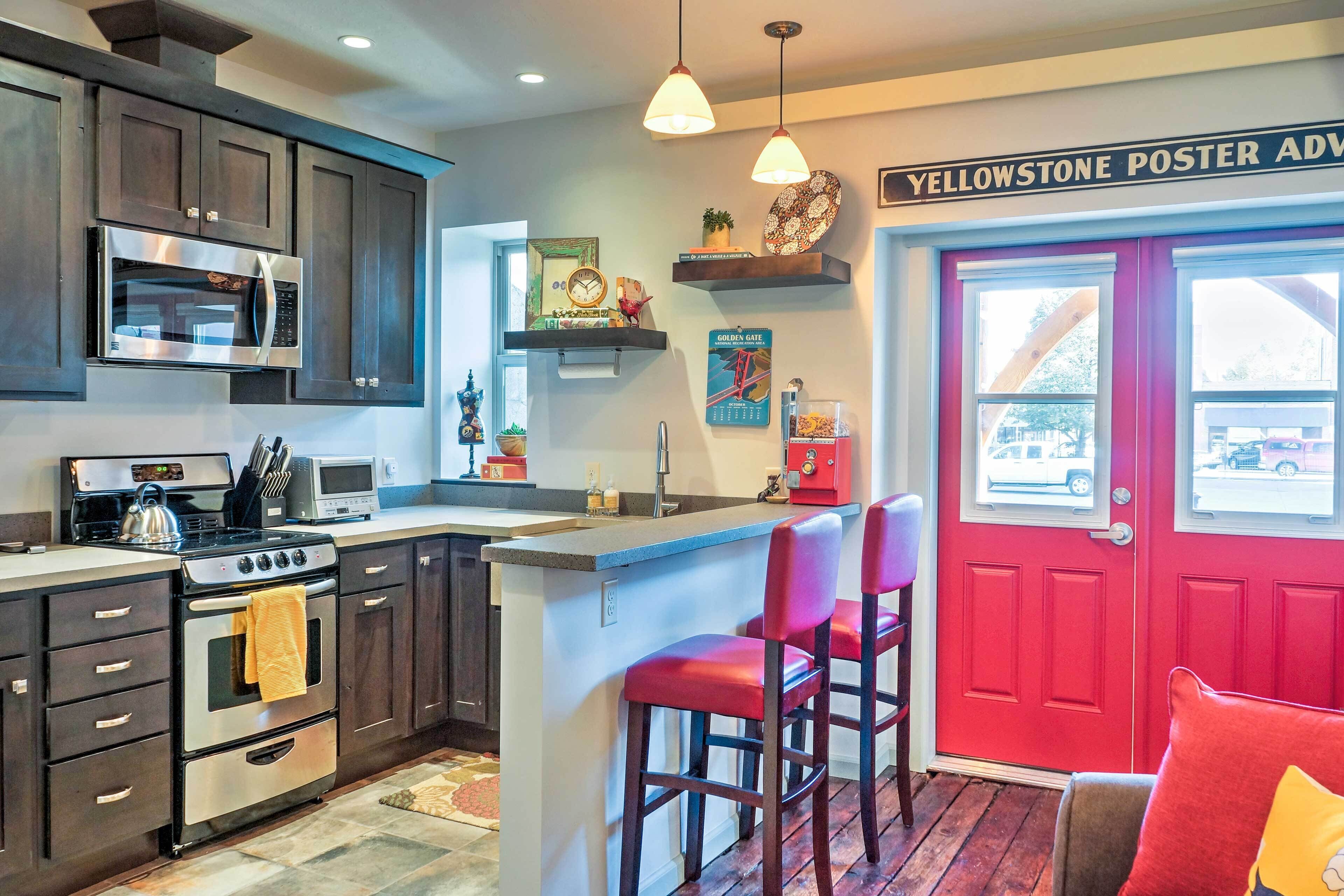 Fridge, microwave, stovetop, coffee/tea maker