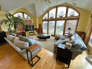 Smart TV, DVD player, stereo, printers