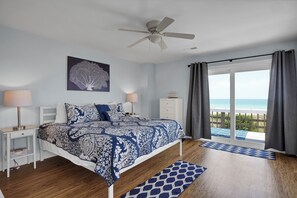 6 bedrooms, iron/ironing board, travel cot, WiFi - Laing - Large Oceanfront beach house with 2 kitchens and living rooms (Wrightsville Beach)