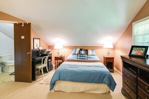 3 Schlafzimmer, Schreibtisch, Bügeleisen/Bügelbrett, Internetzugang