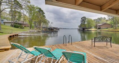 Cozy Lake Cabin w/ Dock in Hot Springs Nat'l Park
