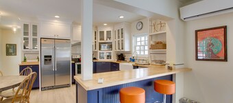 Historic Albion Mountain Cottage on Quiet Street!