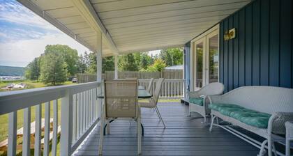 Luonnon risteys - uusittu; Näköala Keukan järvelle ja State Parkille!