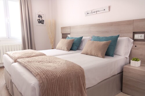 Beautiful apartment in the center, completely renovated. FREE WIFI + Parking