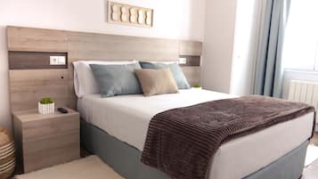 4 makuuhuonetta, silitysrauta/-lauta, Wi-Fi, vuodevaatteet