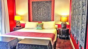3 bedrooms, iron/ironing board, free WiFi, bed sheets - Amazing Thai style in tropical atmosphere, 3 bedrooms and up to 9 guests (Pattaya)