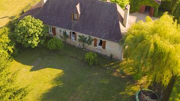 View of house and grounds