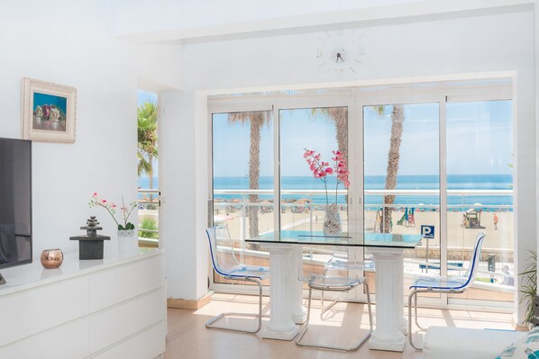 Interior - Apartment with sea views in the center of Malagueta beach (Málaga)