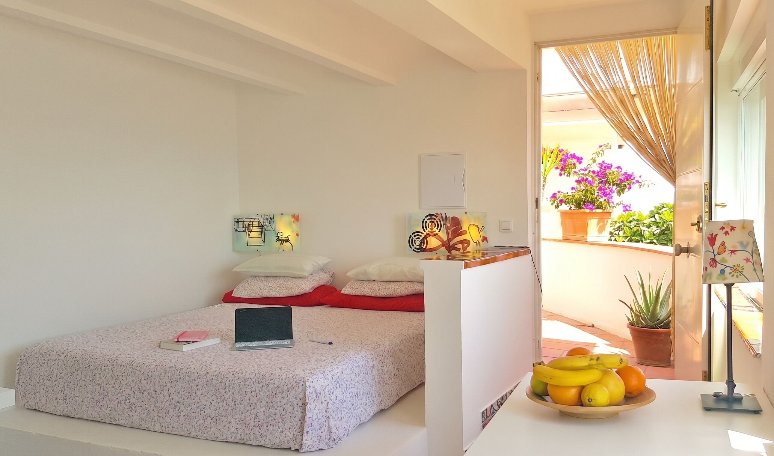1 chambre, fer et planche à repasser, Wi-Fi gratuit, draps fournis