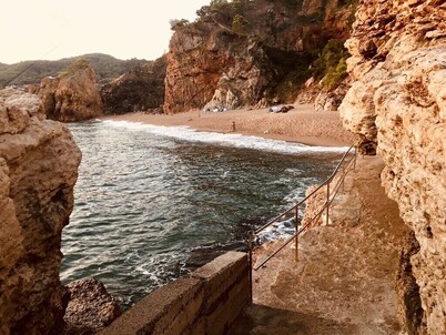 Villa on the beach in Pals-Begur with barbecue and private pool