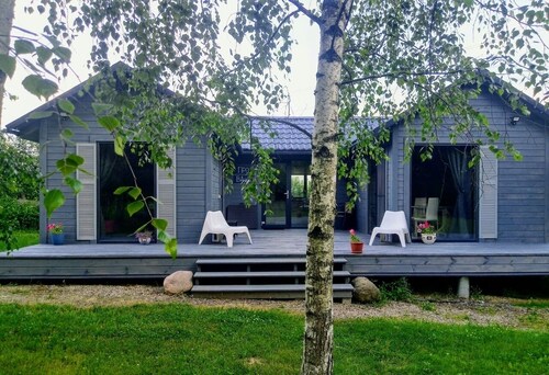 Homestead, maison d'été tout équipée, sérénité, près de la forêt et des champs, sauna