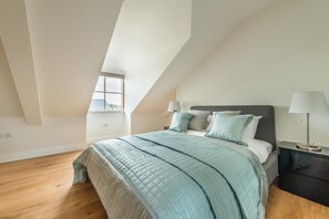 2 makuuhuonetta, silitysrauta/-lauta, Wi-Fi, vuodevaatteet