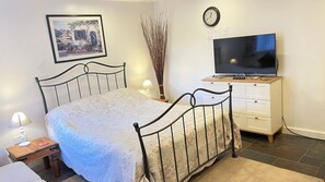 1 bedroom, iron/ironing board, free WiFi, bed sheets - Historic Georgian Town (Bewdley)