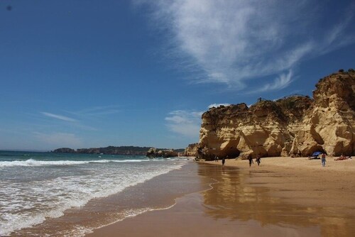 Marina Apartment | Poolside Balcony | Walk to Town & Beaches