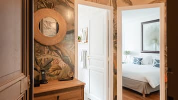 2 Schlafzimmer, Zimmersafe, Bügeleisen/Bügelbrett, kostenloses WLAN