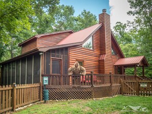 Exterior - 🌲Mountain Hideaway 📶WiFi 💦 Hot tub, 🐶 friendly Fenced Yard, EV charger🔌 (Blue Ridge)