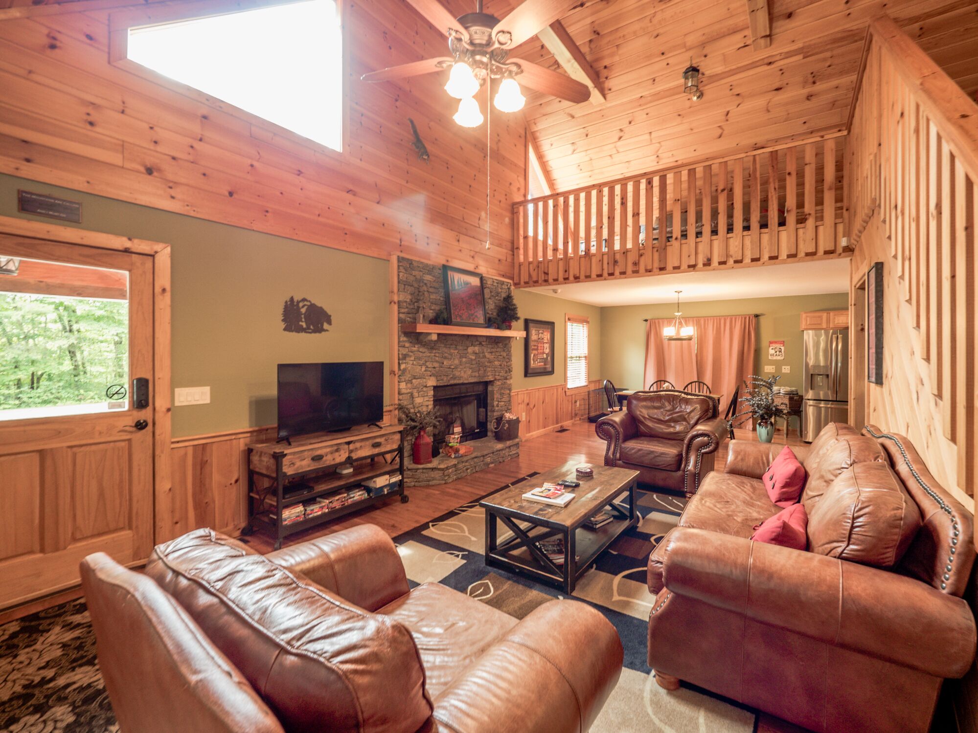 Smart TV, fireplace, DVD player, books